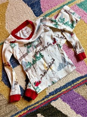 Burt’s Bees Kids Pajamas - 2T - Santa’s Sleigh